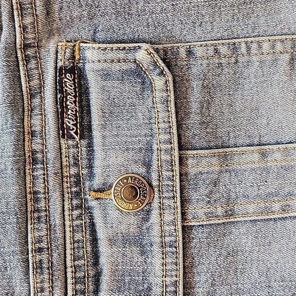 AREOPOSTALE jean shorts.  Good condition.  Size 9/10. - Picture 4 of 7